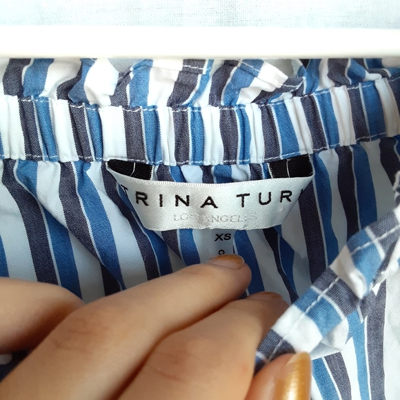 TRINA TURK Aleja Striped Off The Shoulder PomPom Tassels Top Size XSmall - Picture 4 of 4